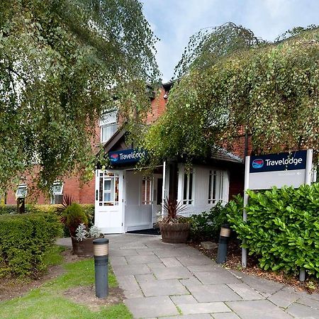 Travelodge Warrington Lowton Экстерьер фото